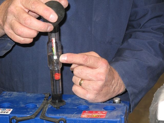 #33 A guide to leisure batteries - The Camping and Caravanning Club