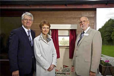 Club President Keith Jackson, Director General Robert Louden and Liz Oldis at Hayfield Club Site
