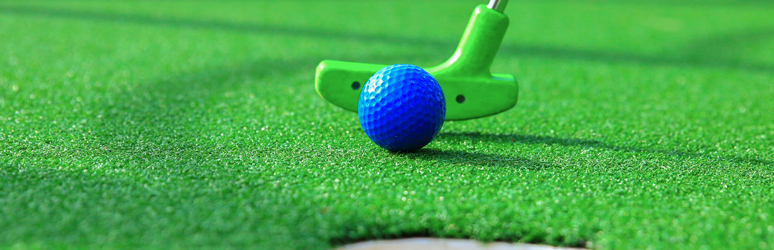 Mini golf ball and club