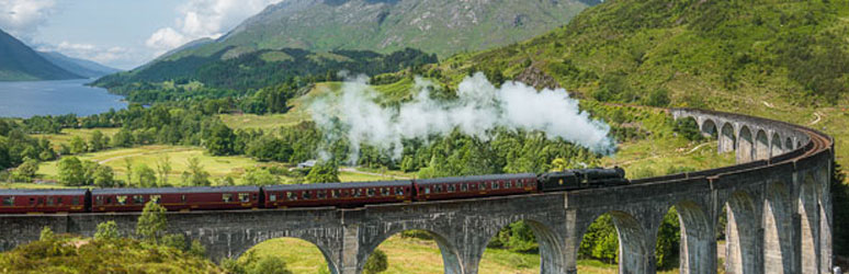 glenfinnan viaduct and steamtrain