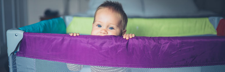 Baby travel cot