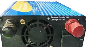 Polarity warning on inverter