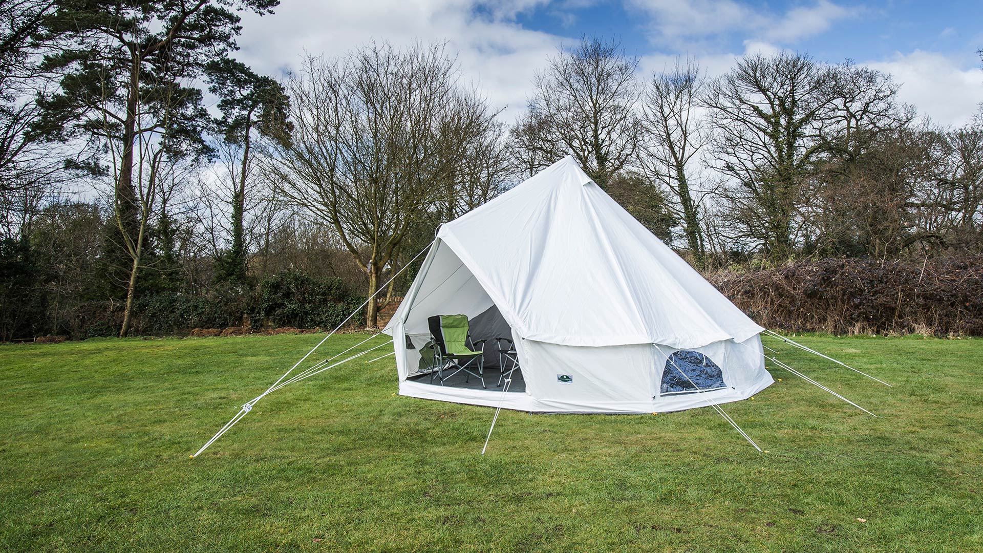 Single pole tent