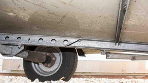 Unbraked trailer chassis
