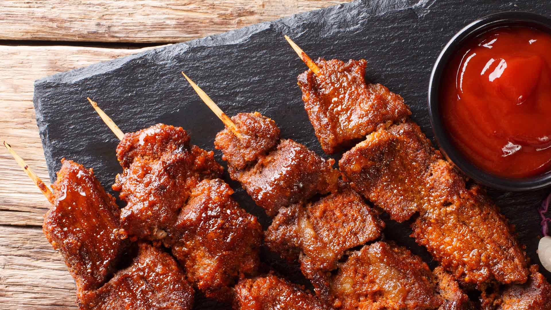 Satay steak kebabs