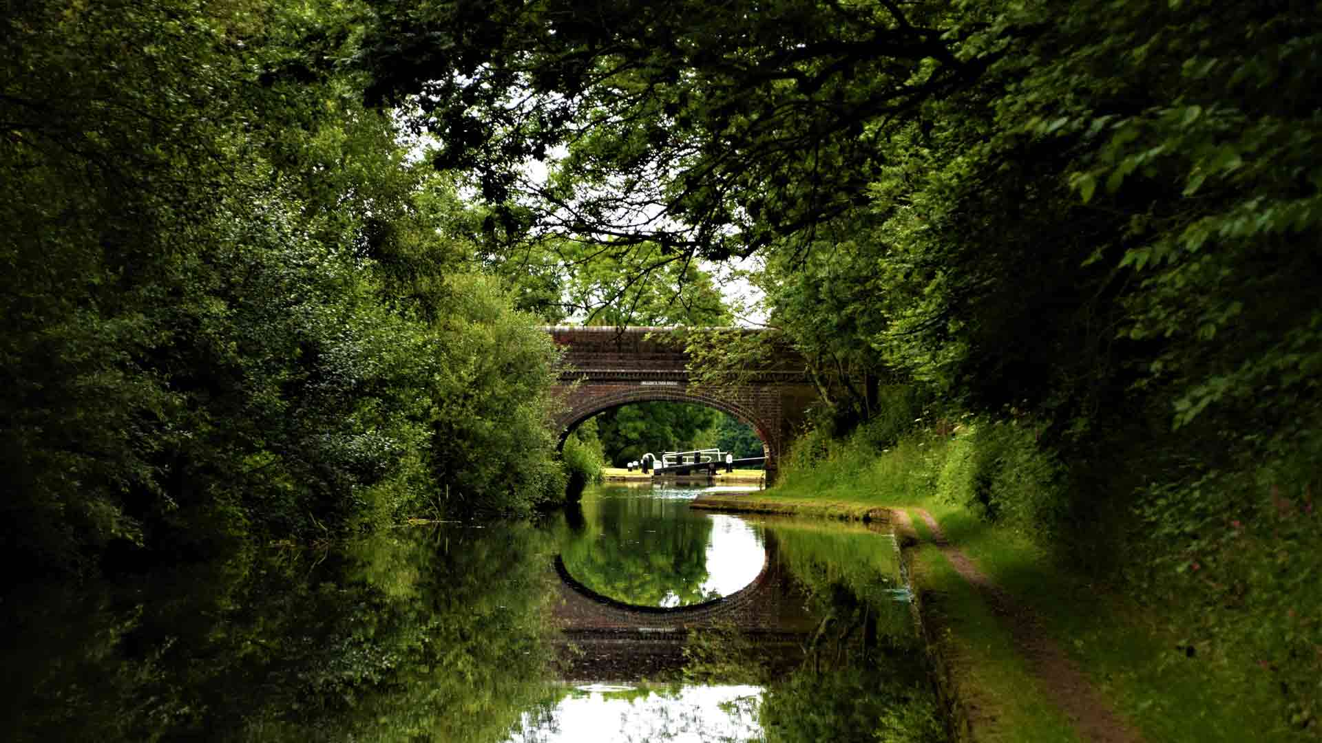 Birmingham and Fazeley Canal