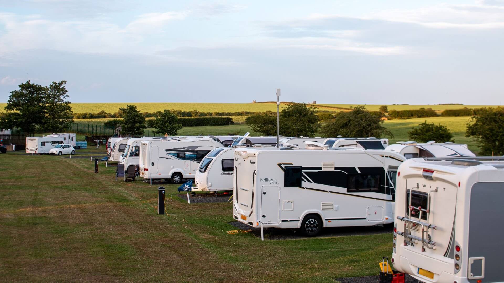 Dunstan Hill - Camping and Caravanning Club Site