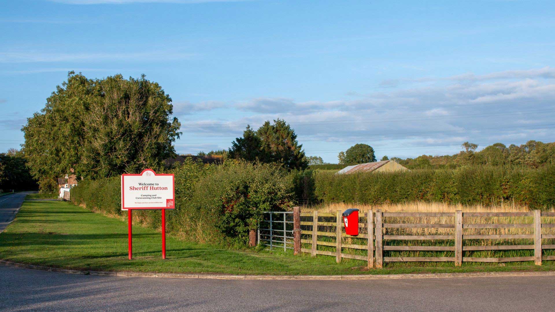Sheriff Hutton Camping and Caravanning Club Site — photo 6