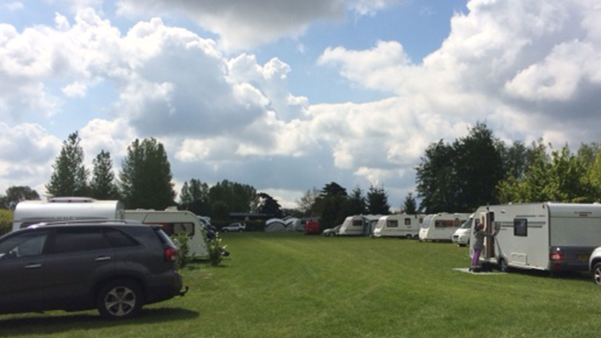 Biggleswade Manor Farm Lakes The Camping and Caravanning Club