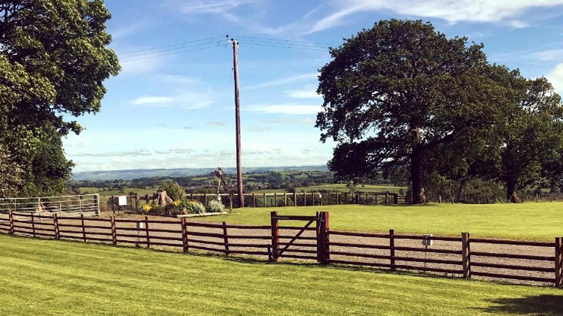 Cefn Coch Tair Derwen The Camping and Caravanning Club