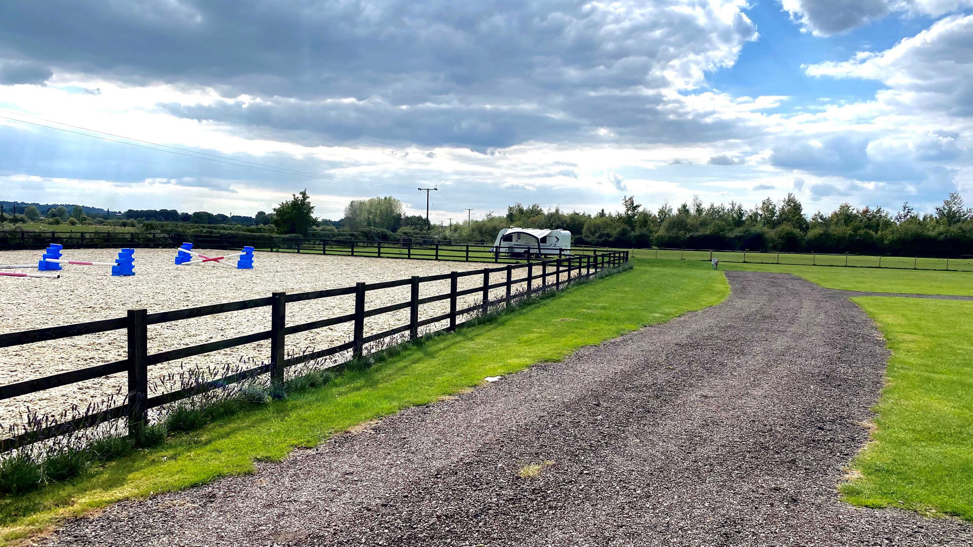 Grandborough - Valley Fields Farm
