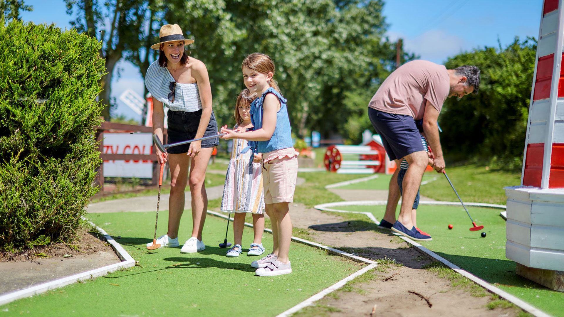 Great Yarmouth - Breydon Water Holiday Park - The Camping and ...