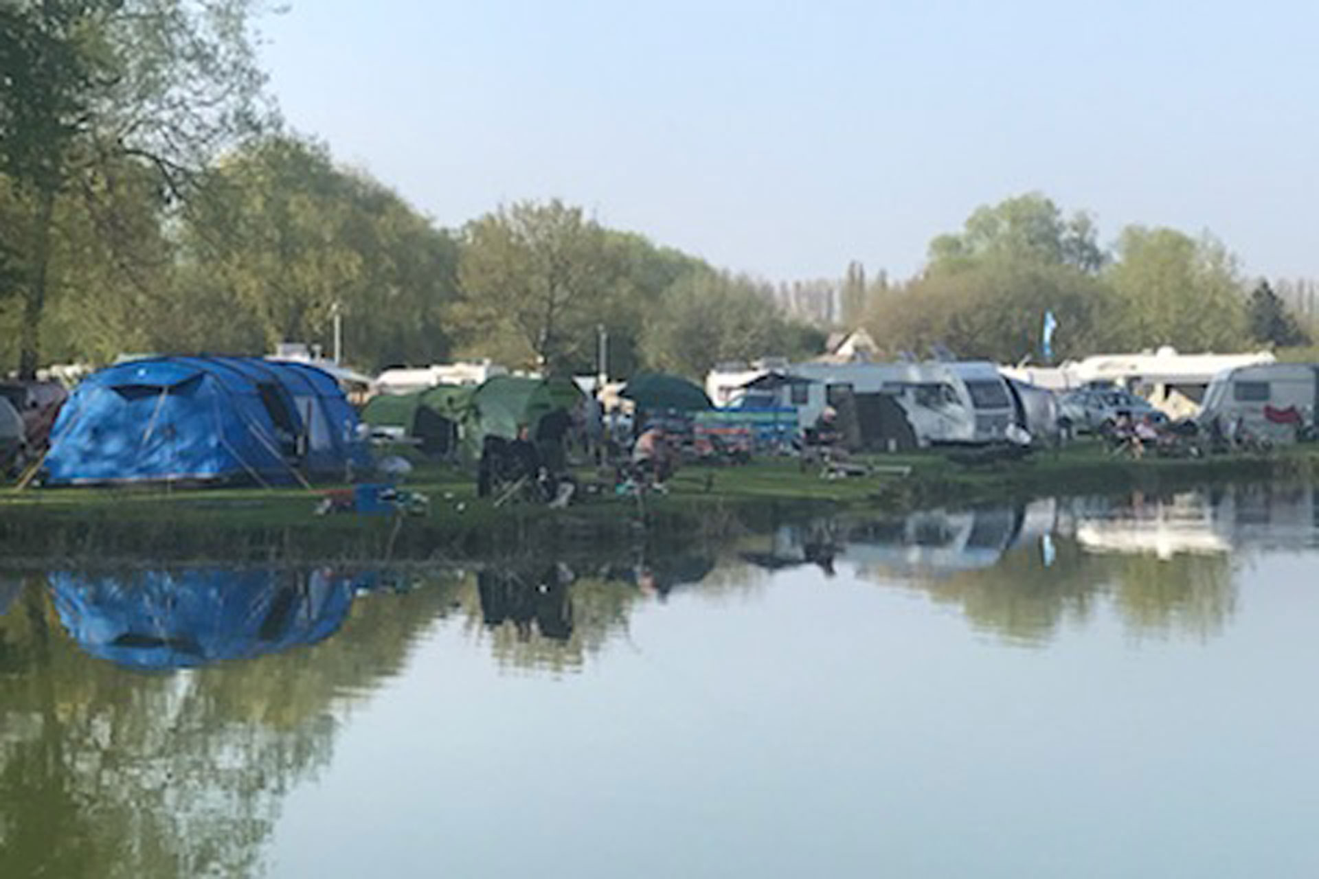 Huntingdon Wyton Lakes Holiday Park The Camping and Caravanning Club