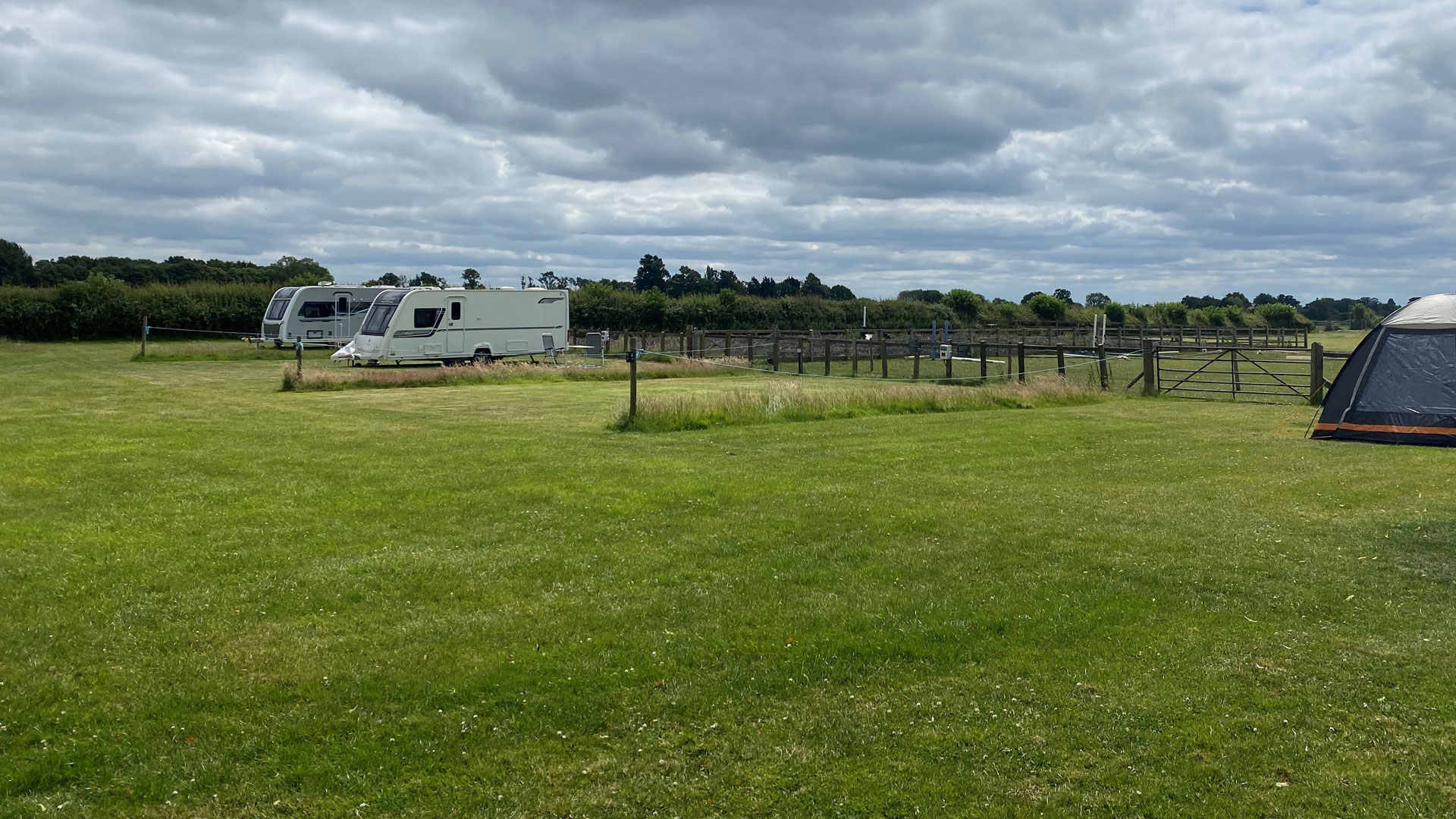 MoretoninMarsh Old Farm The Camping and Caravanning Club