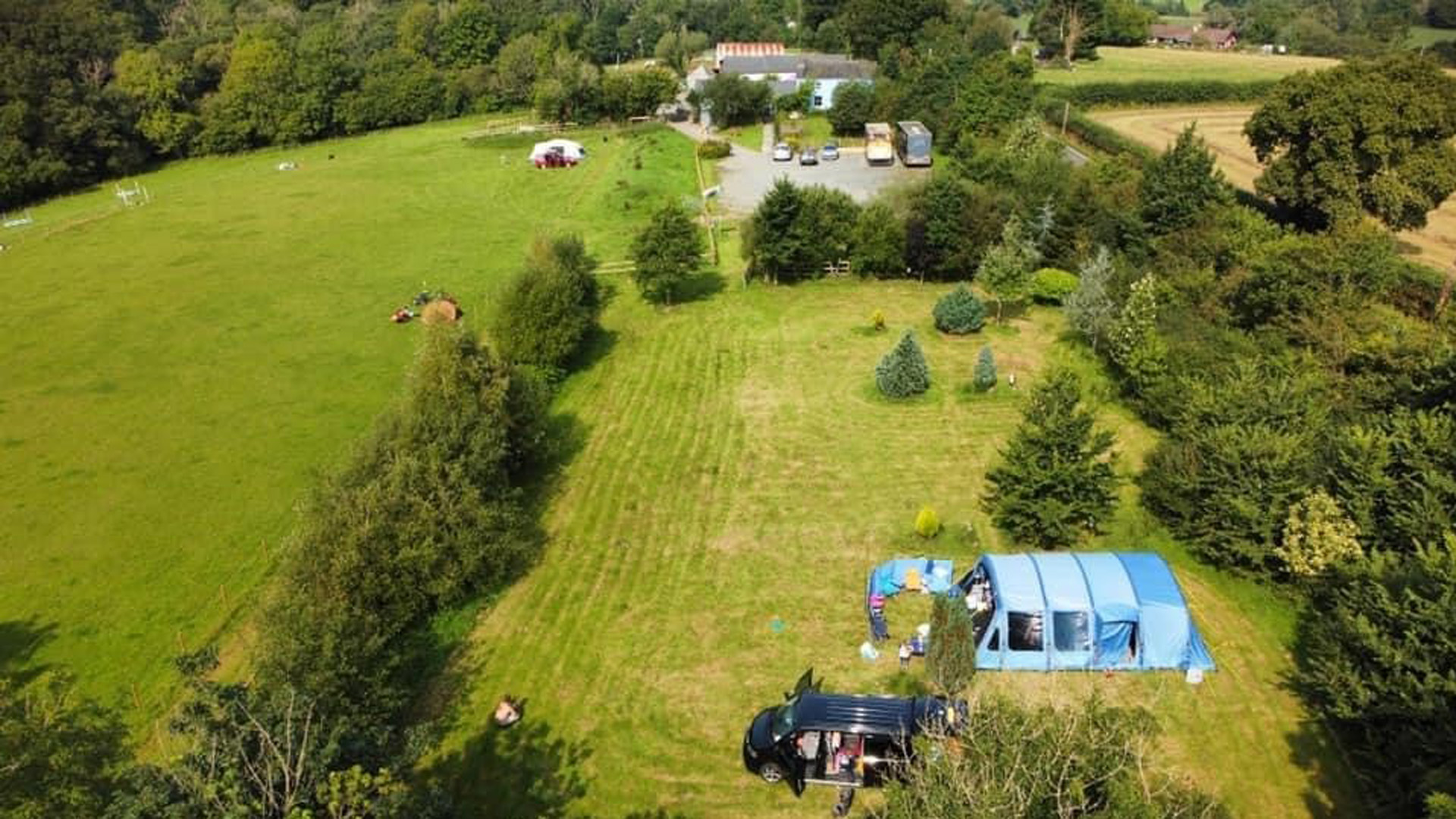 Newcastle Emlyn PenFfynnon The Camping and Caravanning Club