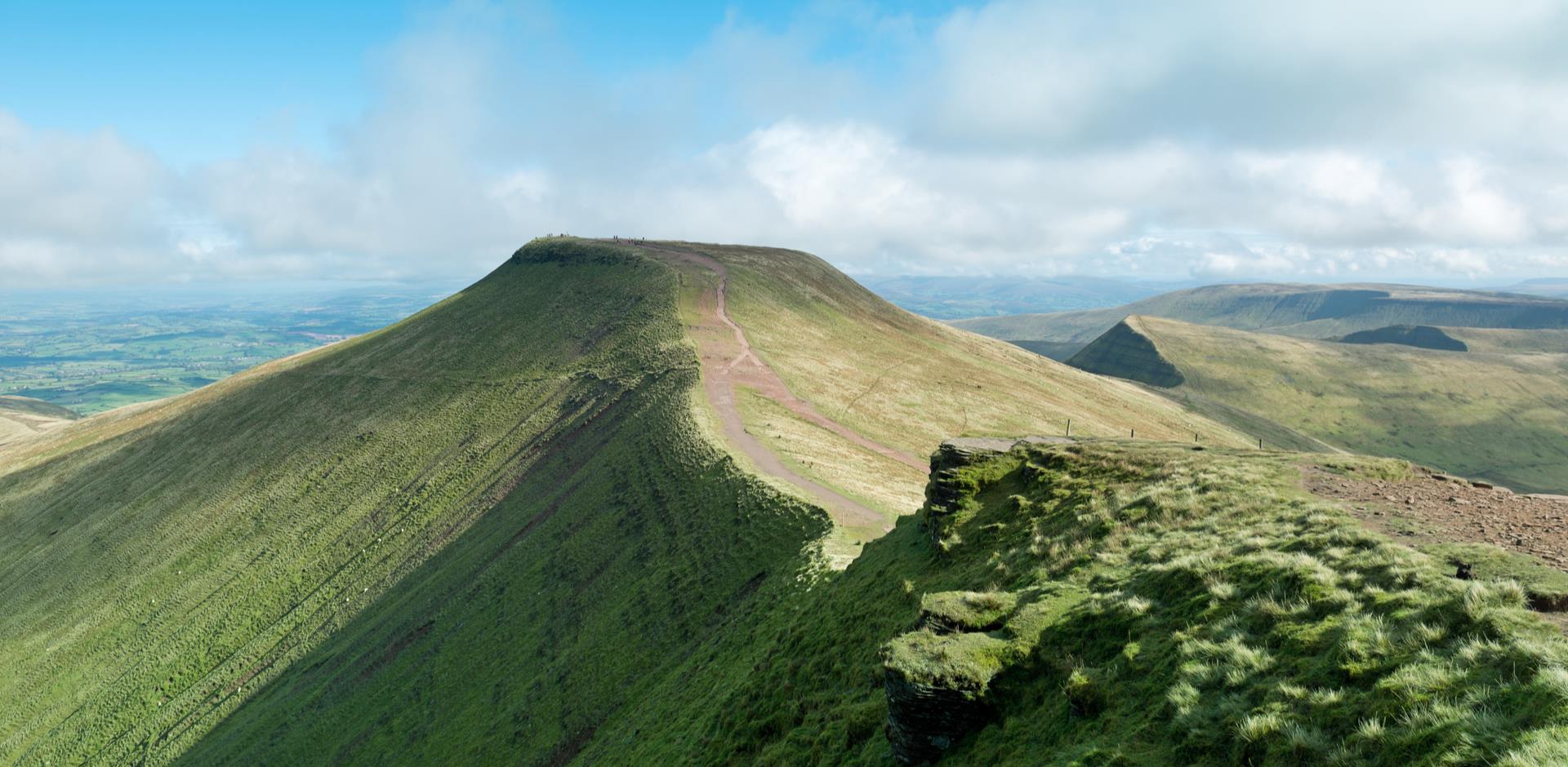 brecon beacons landscape