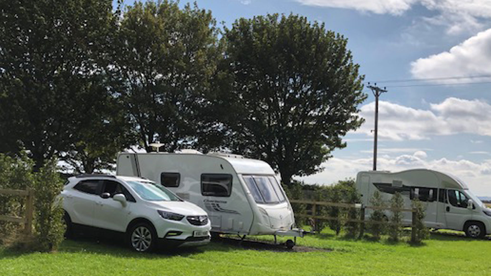 Filey - Danebury Manor Farm - The Camping and Caravanning Club