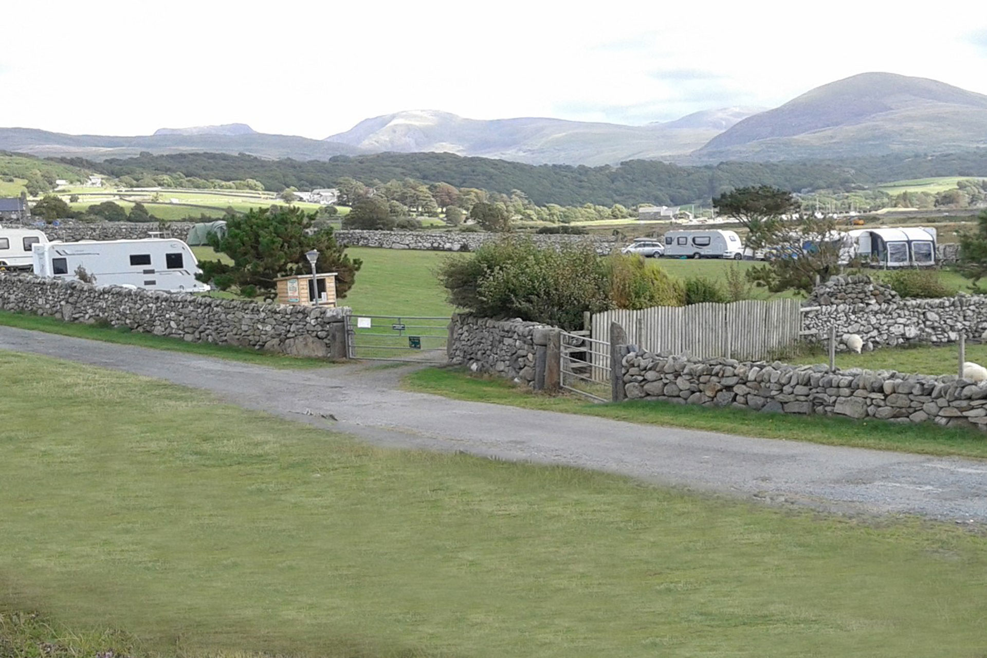 Llandanwg Ymwlch Farm The Camping and Caravanning Club