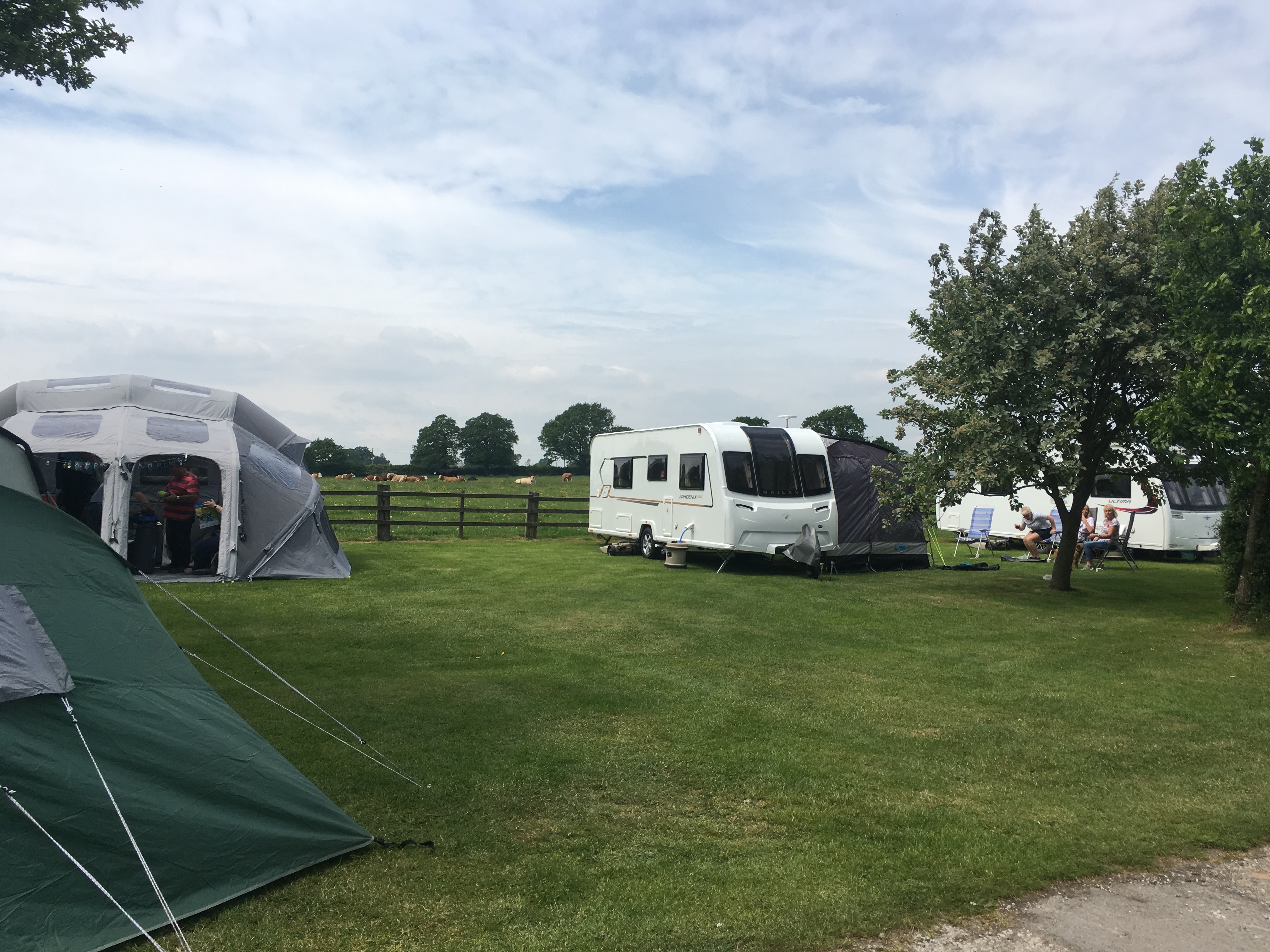 Sudbury(Derby) Broomhill Farm The Camping and Caravanning Club