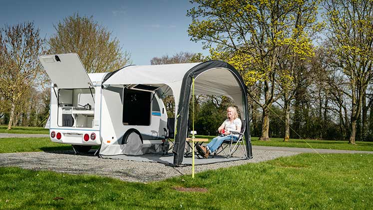 Campmaster caravan