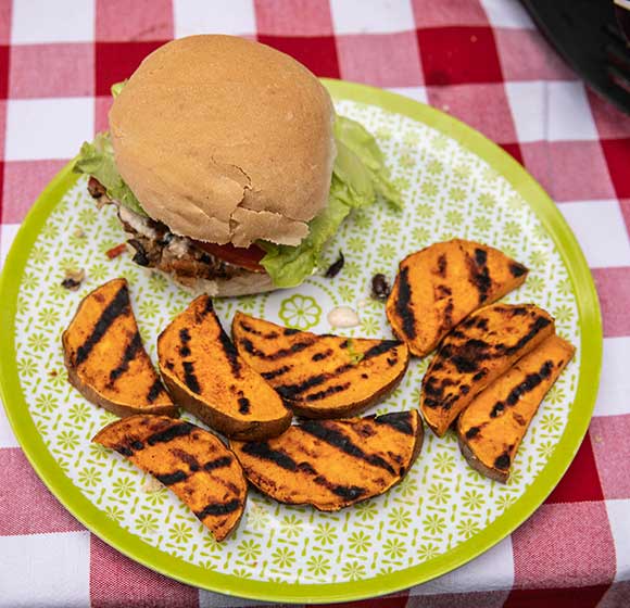 Spicy black bean burger