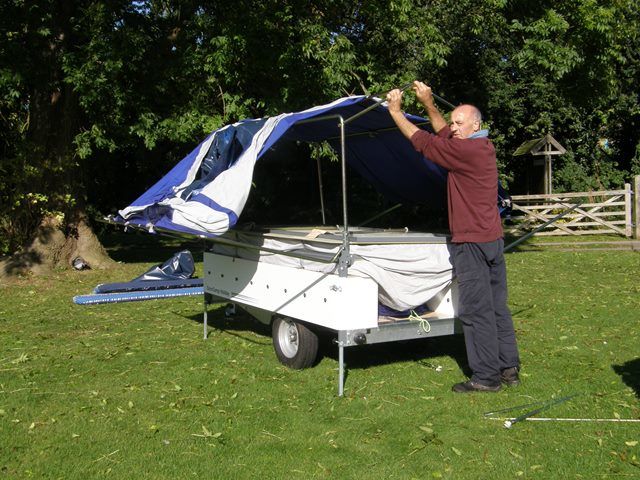 web Erecting the cabin 1