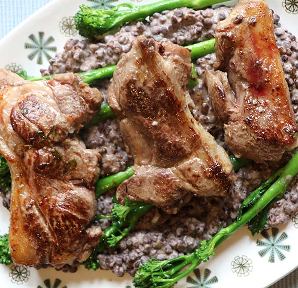 Mustard lamb with creamy lentils