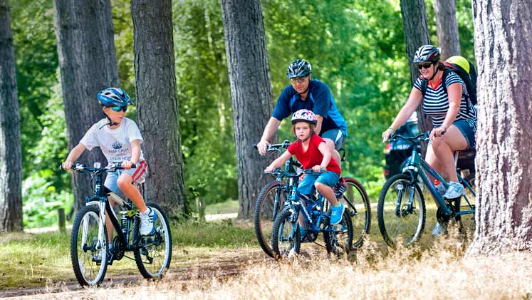 luxury family cycling holidays