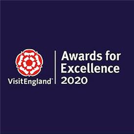 Julia Bradbury hosts virtual Visit England Awards