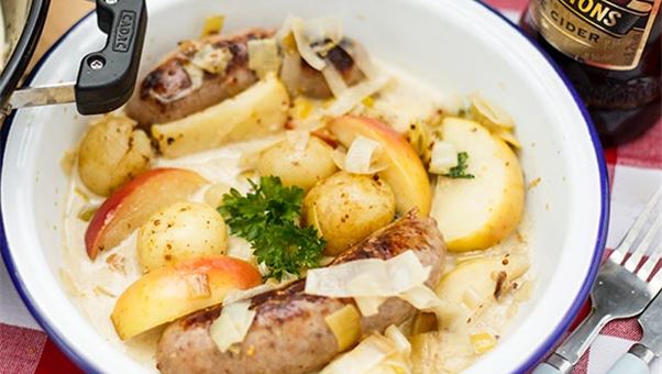 One pot sausages in cider